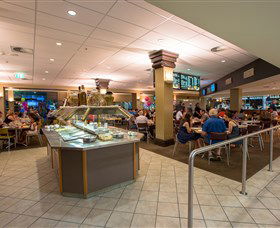 Hellenic Club Of Canberra - Accommodation Cairns 2