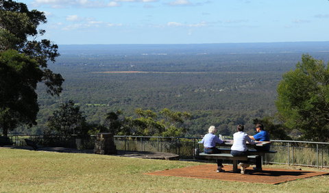 Hawkesbury Lookout - Accommodation Cairns 1