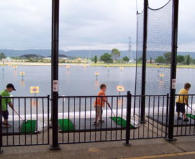 Aqua Golf Penrith - Accommodation Cairns 2