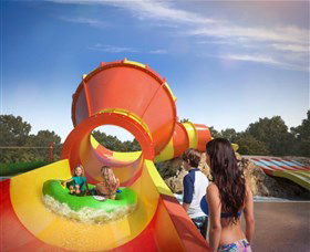 Wet 'n' Wild Sydney - Accommodation Cairns 3