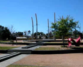 Sculpture Garden Campbelltown - Accommodation Cairns 2