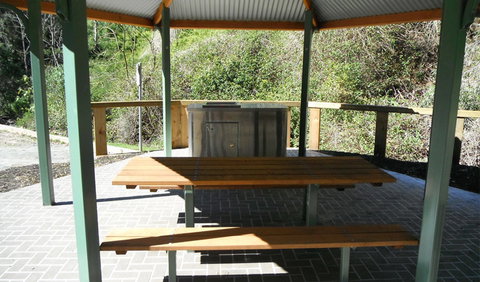 Hidden Treasure Picnic Area - Accommodation Cairns 2