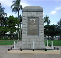 Sandgate War Memorial Park - Accommodation Cairns
