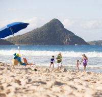 Fingal Bay Beach - Accommodation Cairns