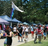 Broadbeach Art and Craft Markets - Accommodation Cairns