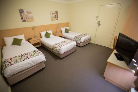 Ibis Styles Orange - Accommodation Cairns 3