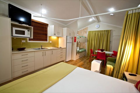 BIG4 Adventure Whitsunday Resort - Accommodation Cairns 3
