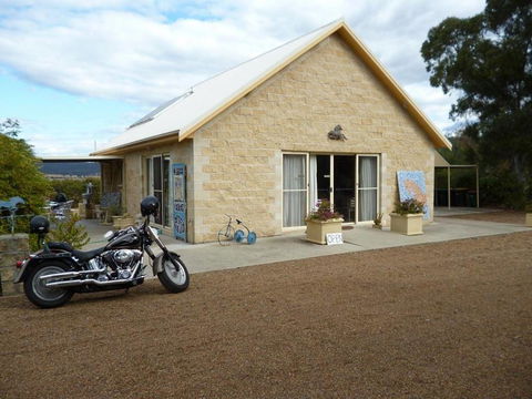 David Mahony Art Gallery & Sculpture Park - Accommodation Cairns 4
