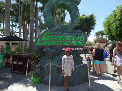 Gold Coast Theme Park Pass: Warner Bros. Movie World, Sea World And Wet'n'Wild - Accommodation Cairns 7