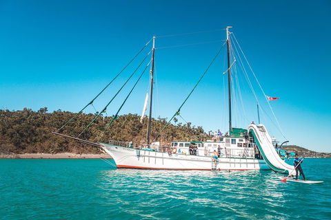 2 Night Whitsunday Islands Cruise On New Horizon From Airlie Beach - Accommodation Cairns 0