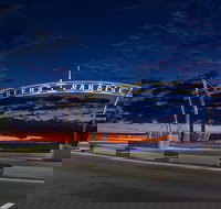 Luxury Brisbane Airport Transfers To and From Surfers Paradise for 2 Person - Accommodation Cairns