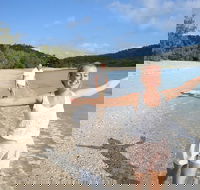 1-Night Whitsundays Tour by Catamaran with Paradise Cove Resort from Airlie Beach - Accommodation Cairns