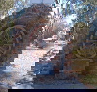 Jindera Pioneer Cairn - Accommodation Cairns