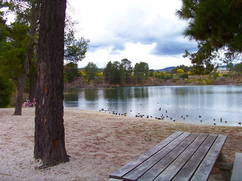 Lake Sambell - Accommodation Cairns 2