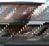 Bay Tree Gallery - Accommodation Cairns