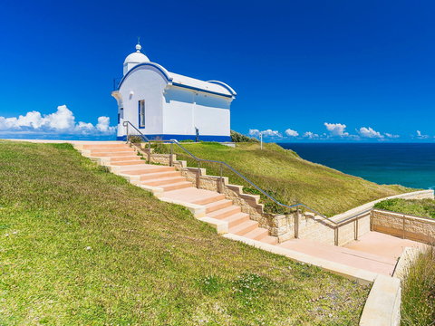 Tacking Point Lighthouse - Accommodation Cairns 0