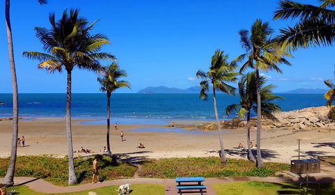 Bowen's Rose Bay - Accommodation Cairns 2