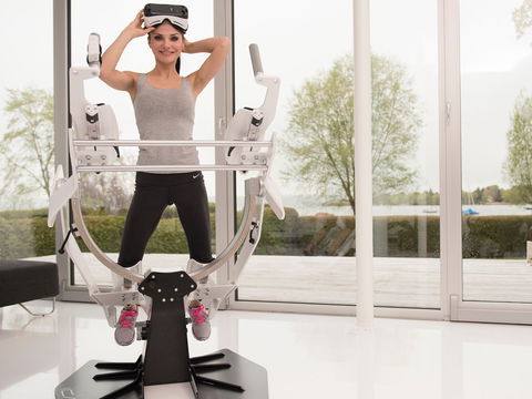 ICAROS Active Virtual Reality - Accommodation Cairns 0