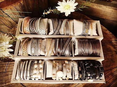 Jewelz N' Things - Accommodation Cairns 2