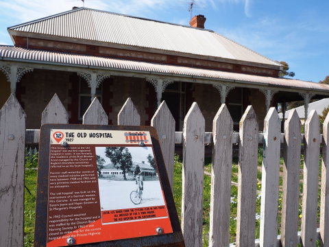 Tailem Bend Historic Rail Trail - Accommodation Cairns 2