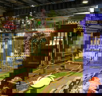 Unreal Mini Golf - Accommodation Cairns