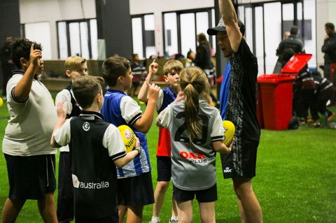 AFL Max Adelaide - Accommodation Cairns 2