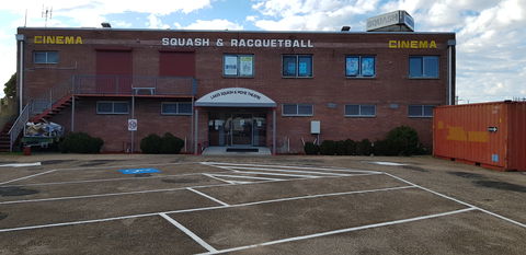 Lakes Squash And Movie Theatre - Accommodation Cairns 0