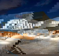 Bowery Theatre - Accommodation Cairns