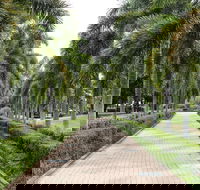 Dan Gleeson Memorial Gardens - Accommodation Cairns