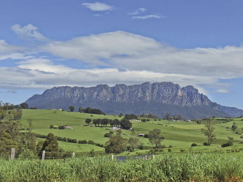 Devonport, Cradle Mountain And The Great Western Tiers - Accommodation Cairns 0