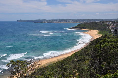 Forresters Beach - Accommodation Cairns 0