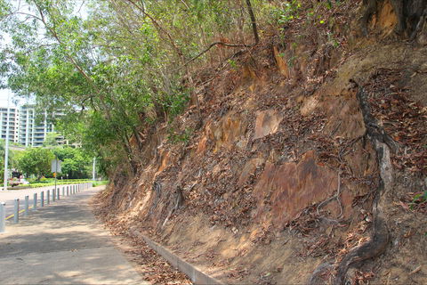 Stokes Hill - Accommodation Cairns 0