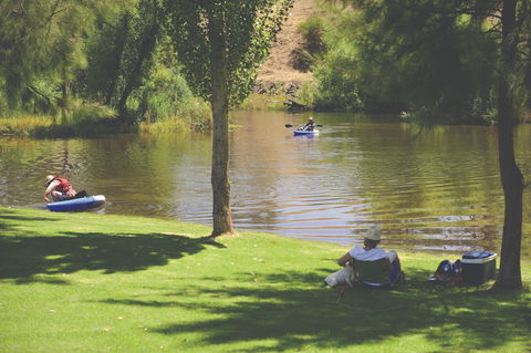 The Lions Junction Park - Tumut - Accommodation Cairns 0