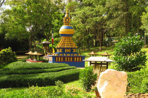 Crystal Castle Shuttle From Byron Bay (full Day) - Accommodation Cairns 2