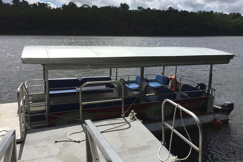 IMAX Private Transfer 7 Guests Cairns Airport To Hotels In Port Douglas - Accommodation Cairns 3