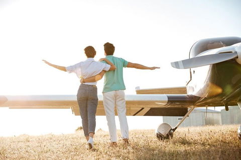 Romance Aircraft Flight + Scenic Tour + 3 Course Lunch + Beer Tasting + Hamper - Accommodation Cairns 0
