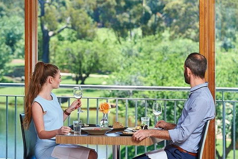 Romance Cruise + Scenic Tour + Beer Tasting + 3 Course Lunch + Hamper - Accommodation Cairns 3