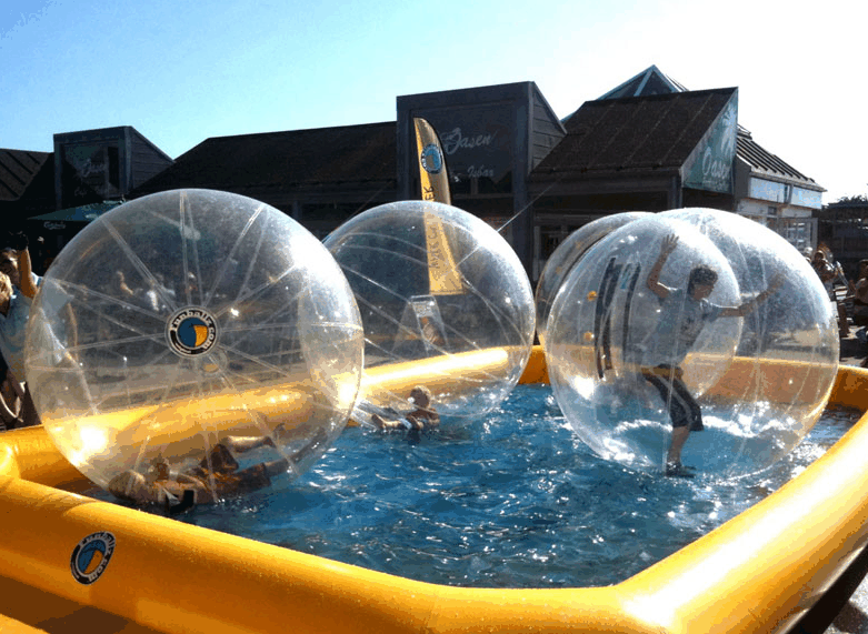 Funballz Australia - Accommodation Cairns 2