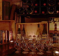 Deco Wine Bar - Accommodation Cairns