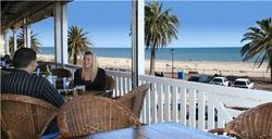 Seacliff Beach Hotel - Accommodation Cairns 1