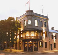 Australian Youth Hotel - Accommodation Cairns