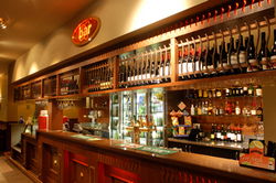 Croxton Park Hotel - Accommodation Cairns 1