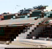 Cardinia Park Hotel - Accommodation Cairns