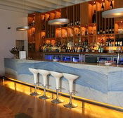 Pontoon Bar - Accommodation Cairns