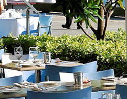 Nicks Bar And Grill - Accommodation Cairns 1