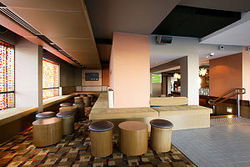 The Fringe Bar - Accommodation Cairns 2