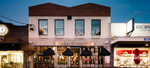 Public House - Accommodation Cairns 0