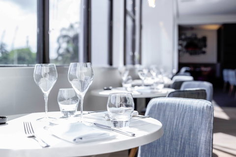 MRepublic Restaurant, Bar And Lounge - Accommodation Cairns 7