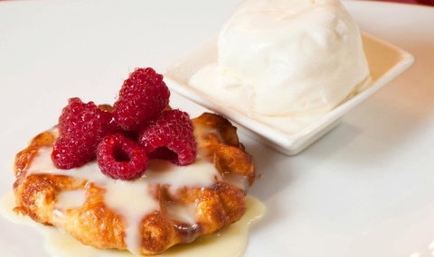 Coopers Colonial Motel & Rhys's Restaurant - Accommodation Cairns 1