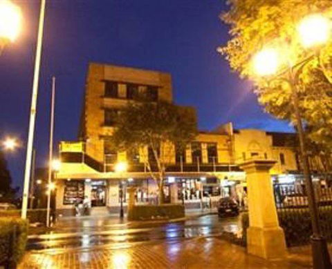 The Shout - Accommodation Cairns 0